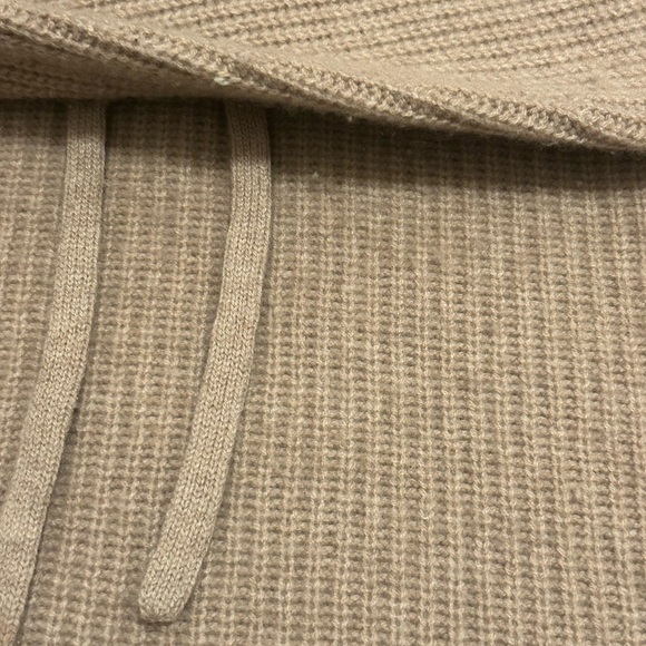 Quince Mongolian Cashmere Hoodie Sweater Womens Small Oatmeal Fisherman Tan - Picture 2 of 6